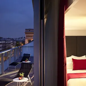 Hotel Renaissance Arc De Triomphe, París