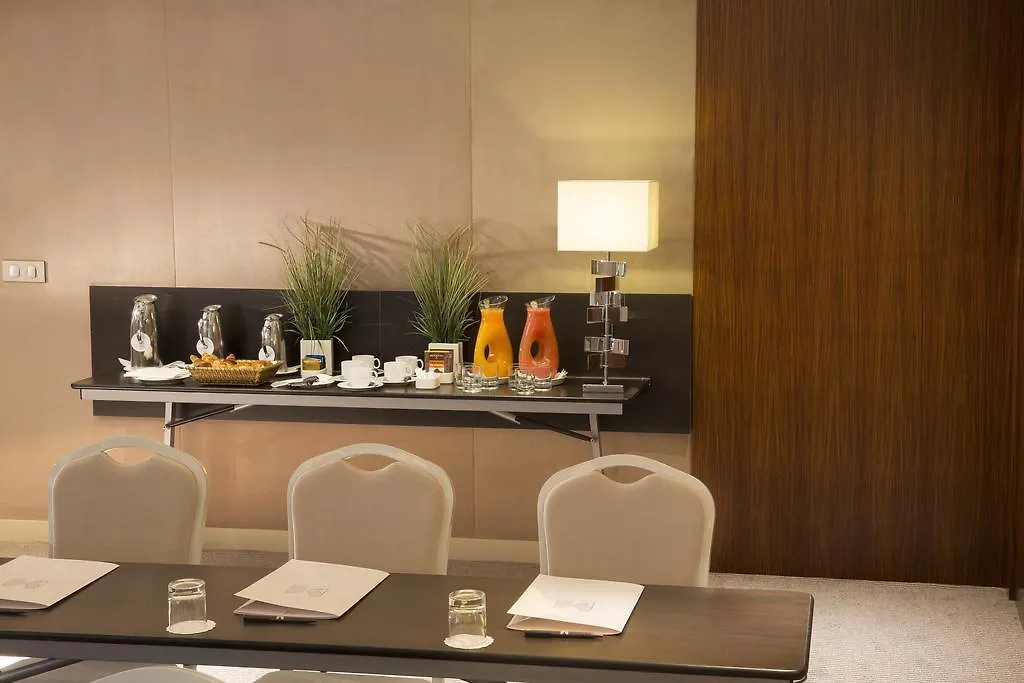 Hotel Le M Paris 4*,