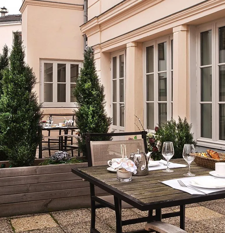 Hotel Le M Paris 4*,
